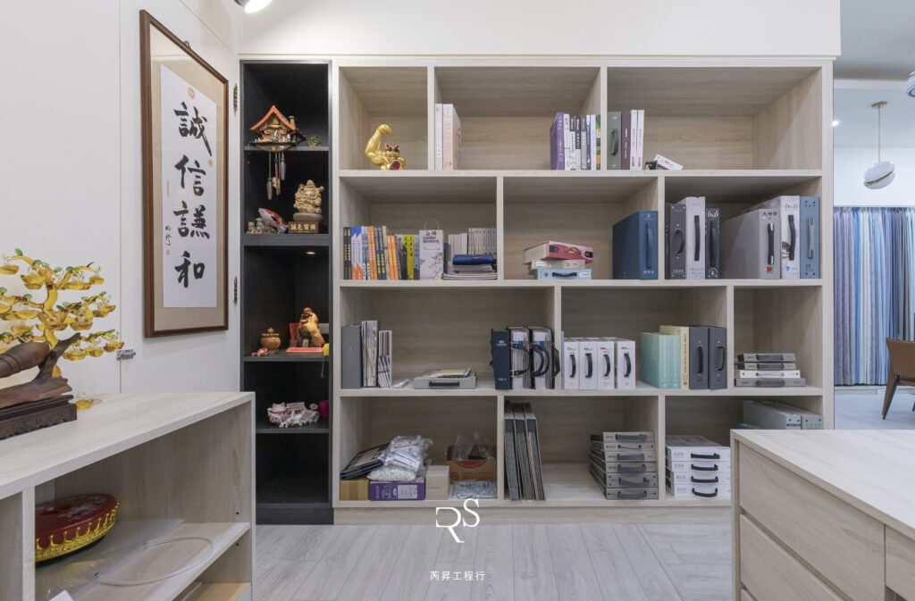 書櫃展示商品目錄設計,提升商業空間實用與美感